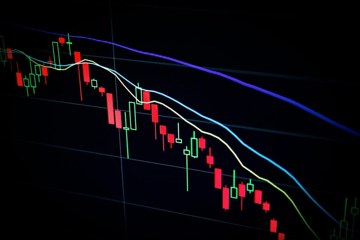كيف تفرّق بين ترند يستحق الاستثمار وموضة عابرة؟